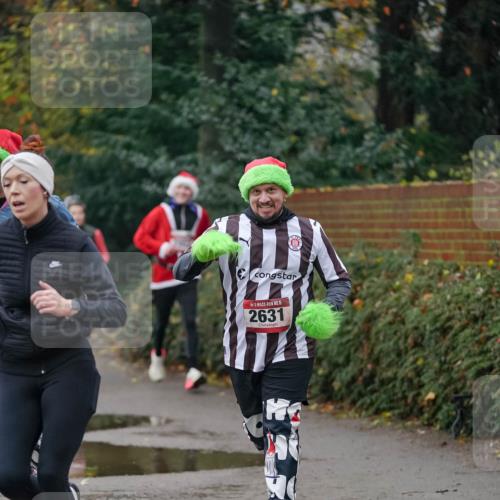 07.12.2025 - St. Pauli X-Mass-Run No. 15 Michael Burmester http://msf.ph/oto/9411870 07.12.2025 10:00:29 Laufen 5, 2631 meine-sportfotos.de