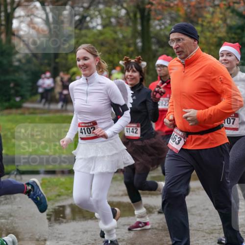 07.12.2025 - St. Pauli X-Mass-Run No. 15 Michael Burmester http://msf.ph/oto/9411907 07.12.2025 11:43:10 Laufen 1253, 4102, 4142, 15, 463, 45, 107 meine-sportfotos.de