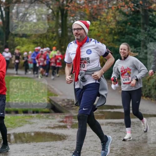 07.12.2025 - St. Pauli X-Mass-Run No. 15 Michael Burmester http://msf.ph/oto/9411919 07.12.2025 11:43:11 Laufen 282, 10, 4369, 4370 meine-sportfotos.de