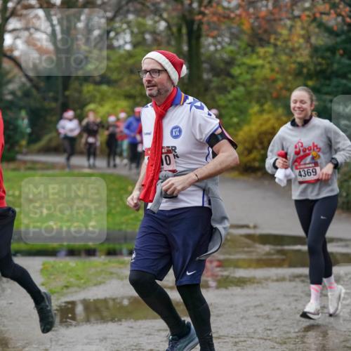 07.12.2025 - St. Pauli X-Mass-Run No. 15 Michael Burmester http://msf.ph/oto/9411925 07.12.2025 11:43:11 Laufen 282, 10, 4369, 712, 4370 meine-sportfotos.de