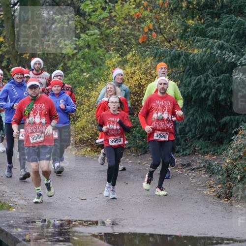 07.12.2025 - St. Pauli X-Mass-Run No. 15 Michael Burmester http://msf.ph/oto/9411942 07.12.2025 11:43:14 Laufen 2411, 199, 43, 3995, 1, 3992, 3990 meine-sportfotos.de