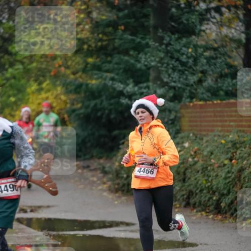 07.12.2025 - St. Pauli X-Mass-Run No. 15 Michael Burmester http://msf.ph/oto/9411953 07.12.2025 10:00:38 Laufen 449, 4466 meine-sportfotos.de