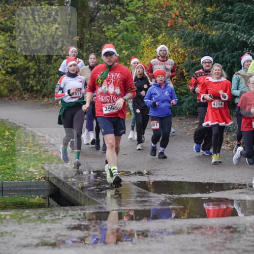 07.12.2025 - St. Pauli X-Mass-Run No. 15 Michael Burmester http://msf.ph/oto/9411964 07.12.2025 11:43:16 Laufen 2411, 399, 361, 4314, 3992, 3082, 399 meine-sportfotos.de