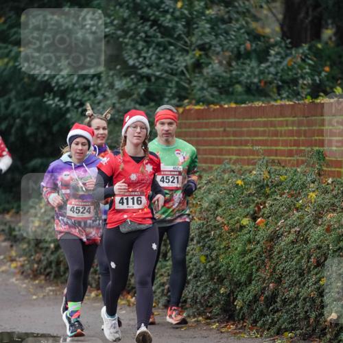 07.12.2025 - St. Pauli X-Mass-Run No. 15 Michael Burmester http://msf.ph/oto/9411965 07.12.2025 10:00:41 Laufen 15, 4524, 4116, 452, 4521 meine-sportfotos.de