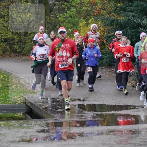 07.12.2025 - St. Pauli X-Mass-Run No. 15 Michael Burmester http://msf.ph/oto/9411967 07.12.2025 11:43:16 Laufen 2411, 3995, 361, 4314, 3992, 082, 399 meine-sportfotos.de