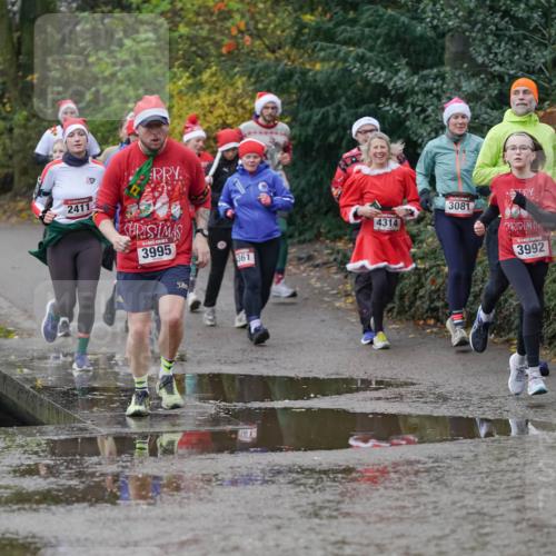 07.12.2025 - St. Pauli X-Mass-Run No. 15 Michael Burmester http://msf.ph/oto/9411973 07.12.2025 11:43:17 Laufen 2411, 3995, 50, 361, 4314, 3081, 3992, 3990 meine-sportfotos.de