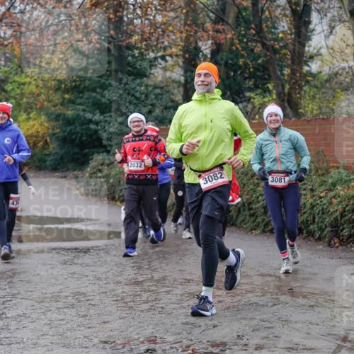 07.12.2025 - St. Pauli X-Mass-Run No. 15 Michael Burmester http://msf.ph/oto/9412015 07.12.2025 11:43:22 Laufen 43, 2032, 3082, 3081 meine-sportfotos.de