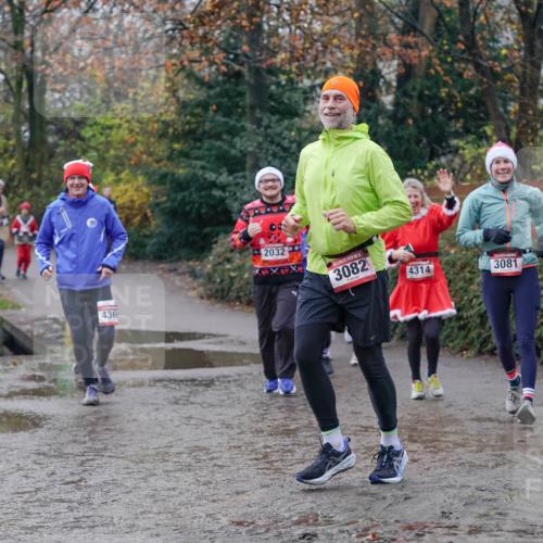 07.12.2025 - St. Pauli X-Mass-Run No. 15 Michael Burmester http://msf.ph/oto/9412021 07.12.2025 11:43:22 Laufen 436, 2032, 5, 3082, 4314, 3081 meine-sportfotos.de