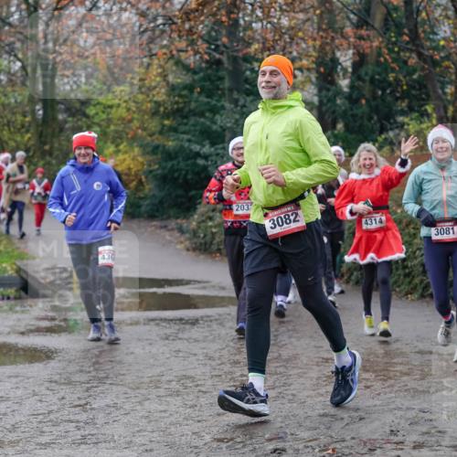 07.12.2025 - St. Pauli X-Mass-Run No. 15 Michael Burmester http://msf.ph/oto/9412024 07.12.2025 11:43:22 Laufen 436, 203, 5, 3082, 4314, 3081 meine-sportfotos.de