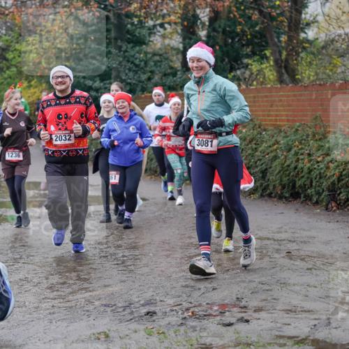 07.12.2025 - St. Pauli X-Mass-Run No. 15 Michael Burmester http://msf.ph/oto/9412030 07.12.2025 11:43:23 Laufen 2, 4360, 4360, 1236, 2032, 61, 3081 meine-sportfotos.de
