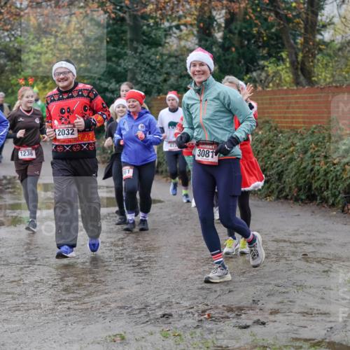 07.12.2025 - St. Pauli X-Mass-Run No. 15 Michael Burmester http://msf.ph/oto/9412033 07.12.2025 11:43:23 Laufen 4360, 1236, 2032, 61, 472, 3081 meine-sportfotos.de