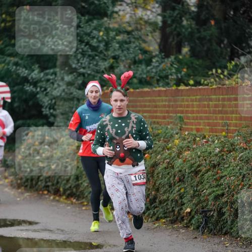 07.12.2025 - St. Pauli X-Mass-Run No. 15 Michael Burmester http://msf.ph/oto/9412044 07.12.2025 10:00:51 Laufen 1034 meine-sportfotos.de