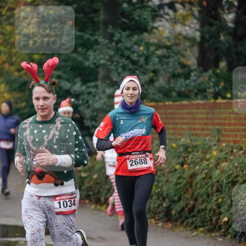 07.12.2025 - St. Pauli X-Mass-Run No. 15 Michael Burmester http://msf.ph/oto/9412053 07.12.2025 10:00:52 Laufen 1034, 15, 2688 meine-sportfotos.de