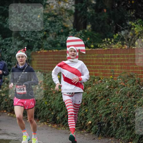07.12.2025 - St. Pauli X-Mass-Run No. 15 Michael Burmester http://msf.ph/oto/9412065 07.12.2025 10:00:54 Laufen 15, 1364 meine-sportfotos.de