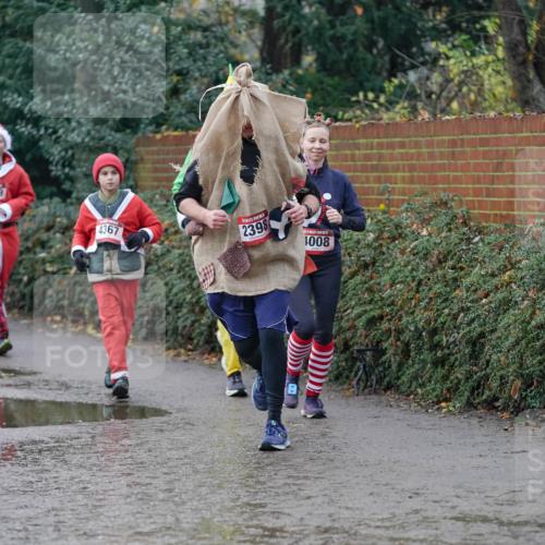 07.12.2025 - St. Pauli X-Mass-Run No. 15 Michael Burmester http://msf.ph/oto/9412098 07.12.2025 11:43:29 Laufen 4035, 3899, 4367, 2398, 1008 meine-sportfotos.de