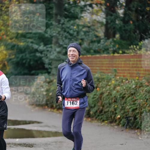 07.12.2025 - St. Pauli X-Mass-Run No. 15 Michael Burmester http://msf.ph/oto/9412109 07.12.2025 10:00:57 Laufen 6, 1162 meine-sportfotos.de