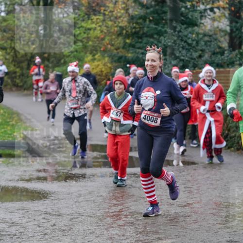 07.12.2025 - St. Pauli X-Mass-Run No. 15 Michael Burmester http://msf.ph/oto/9412134 07.12.2025 11:43:31 Laufen 15, 2398, 4367, 15, 4008, 3899, 4365 meine-sportfotos.de