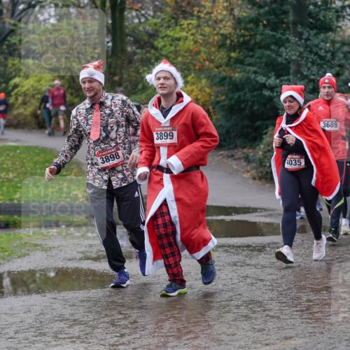 07.12.2025 - St. Pauli X-Mass-Run No. 15 Michael Burmester http://msf.ph/oto/9412167 07.12.2025 11:43:34 Laufen 3898, 3899, 4035, 743, 3689, 3692 meine-sportfotos.de
