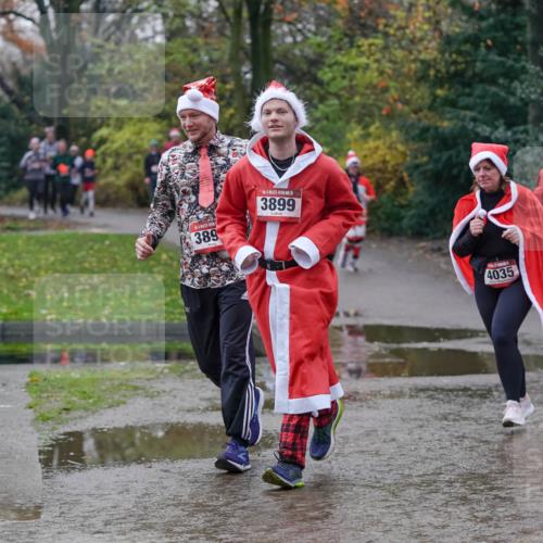 07.12.2025 - St. Pauli X-Mass-Run No. 15 Michael Burmester http://msf.ph/oto/9412176 07.12.2025 11:43:35 Laufen 389, 15, 3899, 4035, 3689, 4743 meine-sportfotos.de
