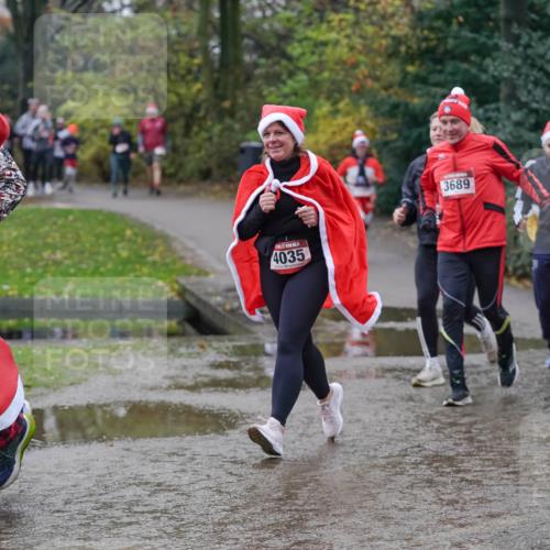 07.12.2025 - St. Pauli X-Mass-Run No. 15 Michael Burmester http://msf.ph/oto/9412185 07.12.2025 11:43:35 Laufen 15, 3899, 4035, 3689, 3692 meine-sportfotos.de