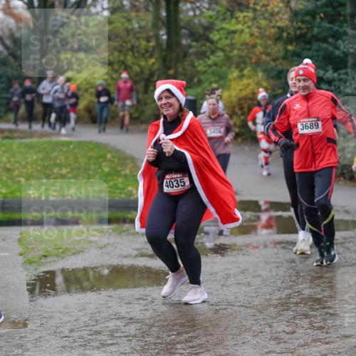 07.12.2025 - St. Pauli X-Mass-Run No. 15 Michael Burmester http://msf.ph/oto/9412191 07.12.2025 11:43:36 Laufen 4035, 3456, 3689, 3692 meine-sportfotos.de