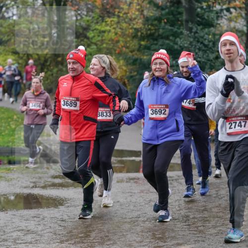 07.12.2025 - St. Pauli X-Mass-Run No. 15 Michael Burmester http://msf.ph/oto/9412203 07.12.2025 11:43:37 Laufen 3456, 5, 3689, 8833, 15, 3692, 5, 2747, 754 meine-sportfotos.de