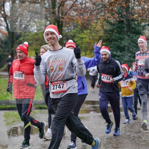 07.12.2025 - St. Pauli X-Mass-Run No. 15 Michael Burmester http://msf.ph/oto/9412206 07.12.2025 11:43:37 Laufen 3689, 1220, 474, 15, 2747, 4744, 4221, 4754, 475 meine-sportfotos.de