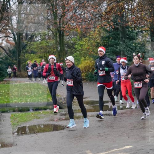 07.12.2025 - St. Pauli X-Mass-Run No. 15 Michael Burmester http://msf.ph/oto/9412246 07.12.2025 10:01:16 Laufen 4359, 4331, 5, 4436, 4437, 309 meine-sportfotos.de