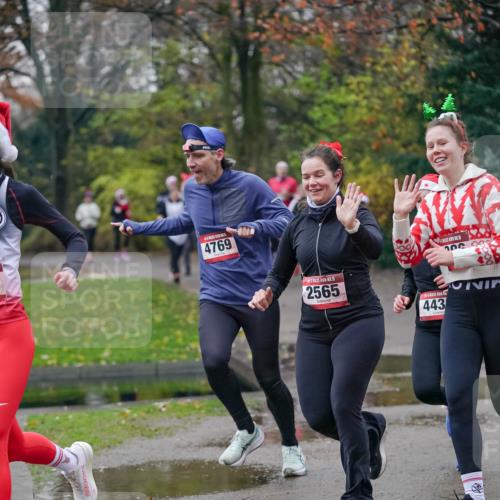 07.12.2025 - St. Pauli X-Mass-Run No. 15 Michael Burmester http://msf.ph/oto/9412264 07.12.2025 10:01:18 Laufen 4769, 15, 2565, 443 meine-sportfotos.de