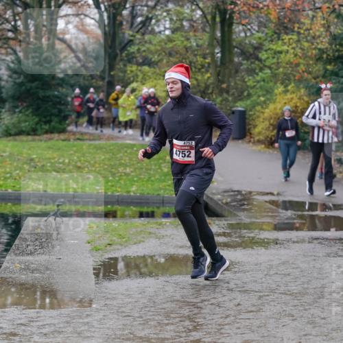 07.12.2025 - St. Pauli X-Mass-Run No. 15 Michael Burmester http://msf.ph/oto/9412310 07.12.2025 11:43:47 Laufen 4752, 4752, 4724, 401, 402 meine-sportfotos.de