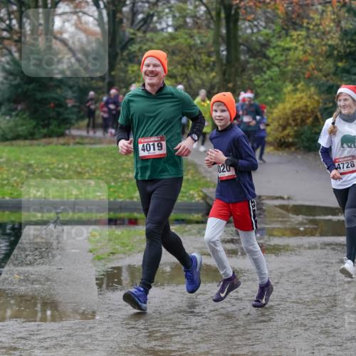 07.12.2025 - St. Pauli X-Mass-Run No. 15 Michael Burmester http://msf.ph/oto/9412347 07.12.2025 11:43:51 Laufen 4019, 020, 4728 meine-sportfotos.de