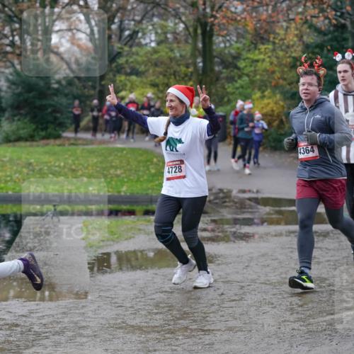 07.12.2025 - St. Pauli X-Mass-Run No. 15 Michael Burmester http://msf.ph/oto/9412356 07.12.2025 11:43:52 Laufen 4364, 04, 4728 meine-sportfotos.de