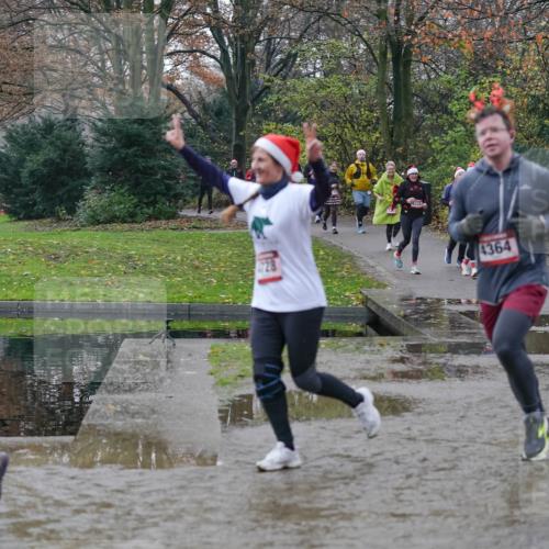 07.12.2025 - St. Pauli X-Mass-Run No. 15 Michael Burmester http://msf.ph/oto/9412362 07.12.2025 11:43:52 Laufen 20, 4364, 1304 meine-sportfotos.de