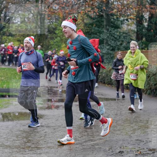07.12.2025 - St. Pauli X-Mass-Run No. 15 Michael Burmester http://msf.ph/oto/9412430 07.12.2025 11:44:02 Laufen 4, 1303 meine-sportfotos.de