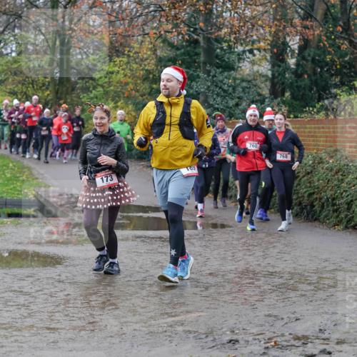 07.12.2025 - St. Pauli X-Mass-Run No. 15 Michael Burmester http://msf.ph/oto/9412463 07.12.2025 11:44:05 Laufen 173, 69, 760, 768 meine-sportfotos.de