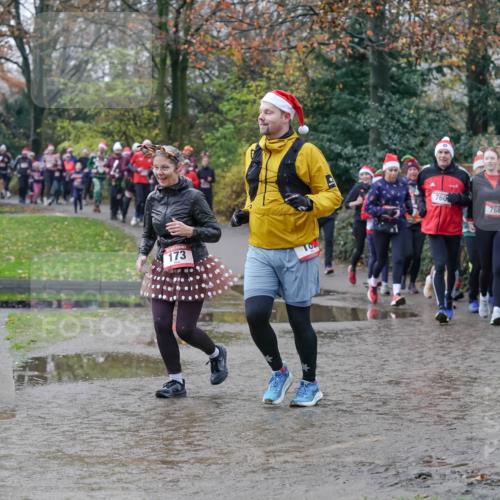 07.12.2025 - St. Pauli X-Mass-Run No. 15 Michael Burmester http://msf.ph/oto/9412472 07.12.2025 11:44:05 Laufen 173, 760, 768 meine-sportfotos.de