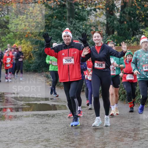 07.12.2025 - St. Pauli X-Mass-Run No. 15 Michael Burmester http://msf.ph/oto/9412481 07.12.2025 11:44:07 Laufen 1348, 760, 768, 35, 18, 2404, 4417 meine-sportfotos.de