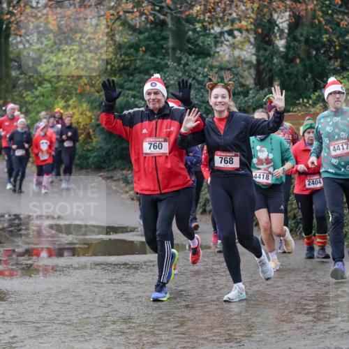 07.12.2025 - St. Pauli X-Mass-Run No. 15 Michael Burmester http://msf.ph/oto/9412487 07.12.2025 11:44:07 Laufen 5, 760, 768, 4418, 4417, 2404, 90 meine-sportfotos.de
