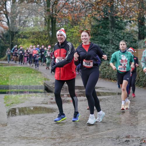 07.12.2025 - St. Pauli X-Mass-Run No. 15 Michael Burmester http://msf.ph/oto/9412490 07.12.2025 11:44:08 Laufen 760, 768, 4418, 4417 meine-sportfotos.de