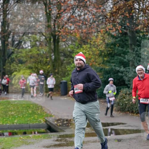 07.12.2025 - St. Pauli X-Mass-Run No. 15 Michael Burmester http://msf.ph/oto/9412492 07.12.2025 10:01:48 Laufen 445, 4523 meine-sportfotos.de