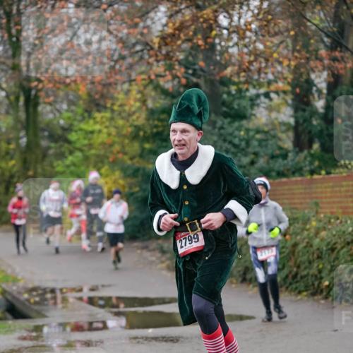 07.12.2025 - St. Pauli X-Mass-Run No. 15 Michael Burmester http://msf.ph/oto/9412528 07.12.2025 10:01:52 Laufen 2799, 2173 meine-sportfotos.de