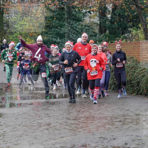 07.12.2025 - St. Pauli X-Mass-Run No. 15 Michael Burmester http://msf.ph/oto/9412550 07.12.2025 11:44:15 Laufen 666, 47, 347, 3997, 434, 4313, 2018, 4315 meine-sportfotos.de