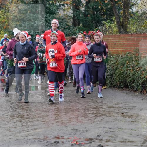 07.12.2025 - St. Pauli X-Mass-Run No. 15 Michael Burmester http://msf.ph/oto/9412559 07.12.2025 11:44:16 Laufen 666, 4750, 4313, 4315, 1353, 2018 meine-sportfotos.de