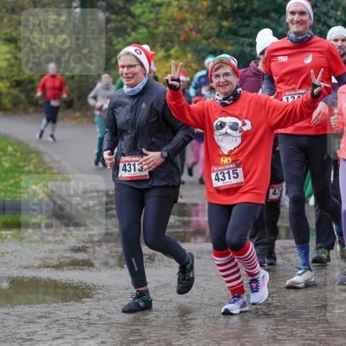 07.12.2025 - St. Pauli X-Mass-Run No. 15 Michael Burmester http://msf.ph/oto/9412565 07.12.2025 11:44:17 Laufen 4313, 15, 4315, 43, 12, 15, 1353, 9994 meine-sportfotos.de