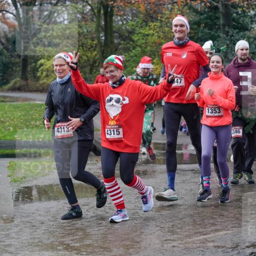 07.12.2025 - St. Pauli X-Mass-Run No. 15 Michael Burmester http://msf.ph/oto/9412571 07.12.2025 11:44:18 Laufen 4313, 4315, 347, 1353, 346, 2018, 16 meine-sportfotos.de