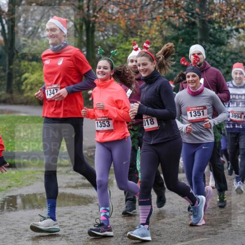 07.12.2025 - St. Pauli X-Mass-Run No. 15 Michael Burmester http://msf.ph/oto/9412583 07.12.2025 11:44:18 Laufen 4315, 1347, 1353, 018, 10404040, 5, 1351, 3994, 38 meine-sportfotos.de