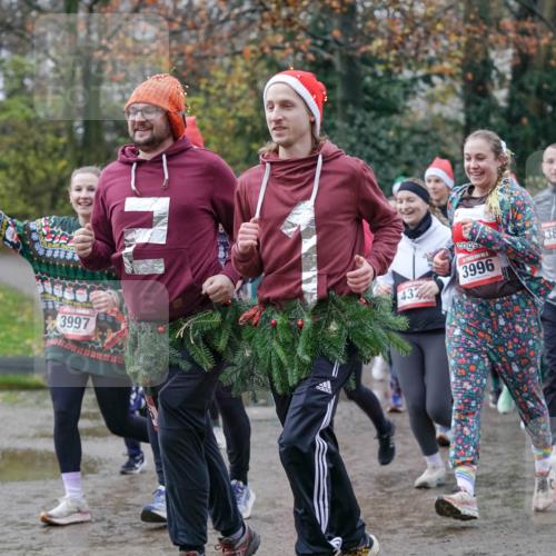 07.12.2025 - St. Pauli X-Mass-Run No. 15 Michael Burmester http://msf.ph/oto/9412604 07.12.2025 11:44:20 Laufen 3997, 432, 3996, 4386 meine-sportfotos.de