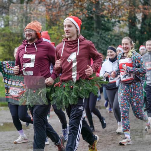 07.12.2025 - St. Pauli X-Mass-Run No. 15 Michael Burmester http://msf.ph/oto/9412607 07.12.2025 11:44:20 Laufen 3997, 43, 4386, 3996 meine-sportfotos.de