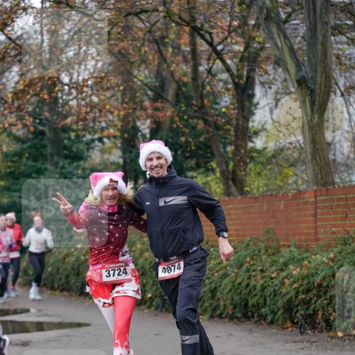 07.12.2025 - St. Pauli X-Mass-Run No. 15 Michael Burmester http://msf.ph/oto/9412624 07.12.2025 10:02:00 Laufen 1157, 3724, 40, 4074 meine-sportfotos.de