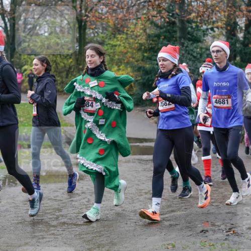 07.12.2025 - St. Pauli X-Mass-Run No. 15 Michael Burmester http://msf.ph/oto/9412634 07.12.2025 11:44:23 Laufen 4741, 751, 15, 84, 4882, 4681, 46 meine-sportfotos.de